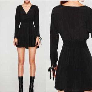 Zara TFL V-neckline, long sleeves  whimsical goth witchy tie cuff SZ Medium